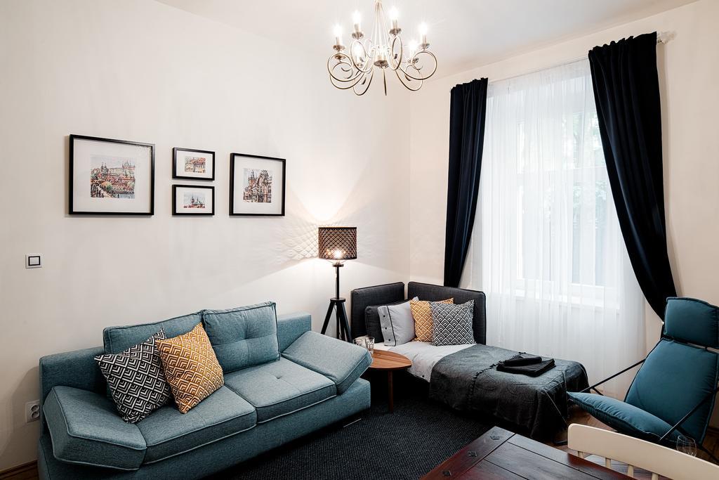 Apartment Gesse Brezinova Praha Bagian luar foto