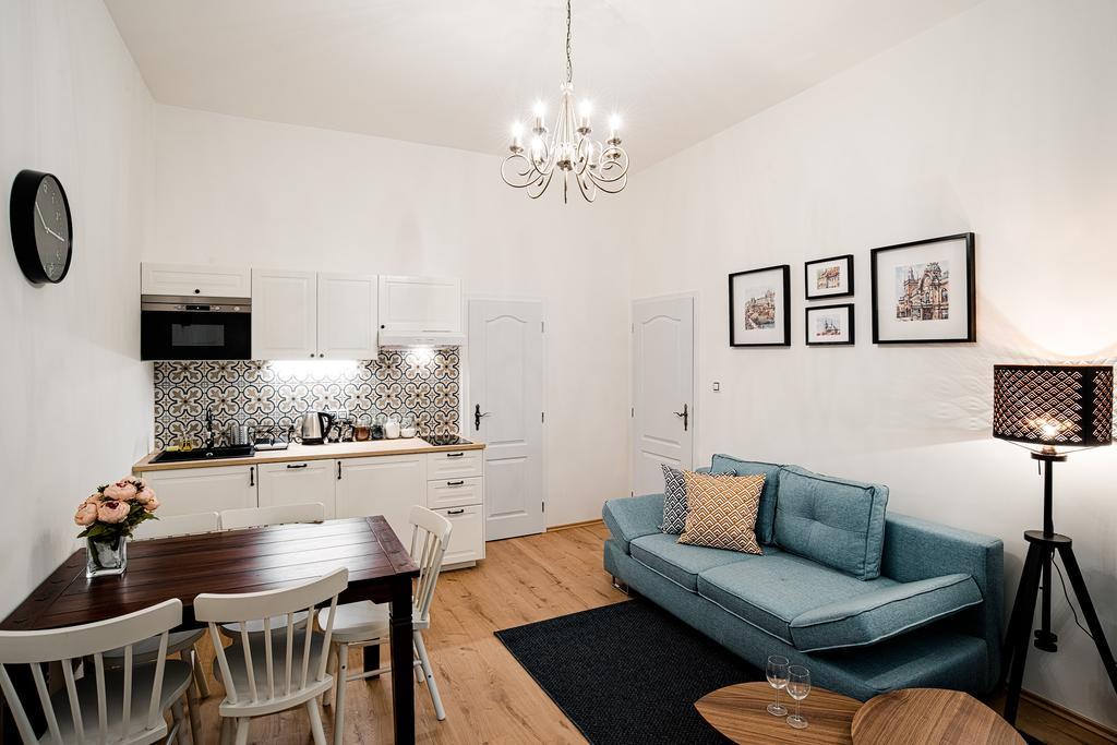 Apartment Gesse Brezinova Praha Bagian luar foto