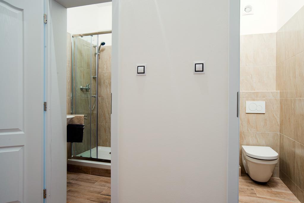 Apartment Gesse Brezinova Praha Bagian luar foto